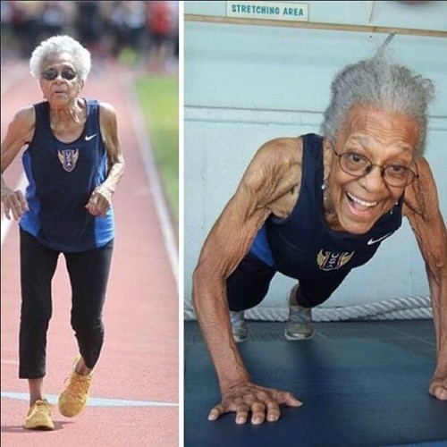 mifeliz:maryfrances82:  99 yr old Ida Keeling (2014) sprinting the 100m. Do not let age be an excuse #noexcuses #ageisjustanumber   Wow! I can’t find one excuse now!