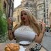 pumpmeupandmakemeplastic:bimbohunt:Pump me up and make me sooooooo round and soooooooo