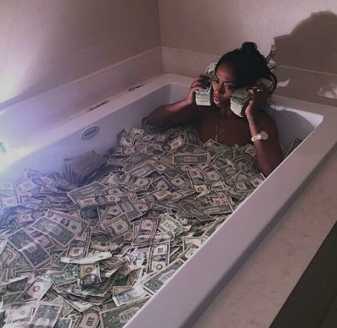 girl-from-compton:  💦