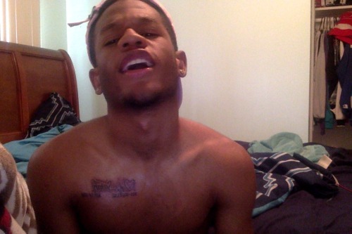 melaninmami2002:  meechonmars:  May 10th.  Meech is sooooooooo damn fine yo 💕