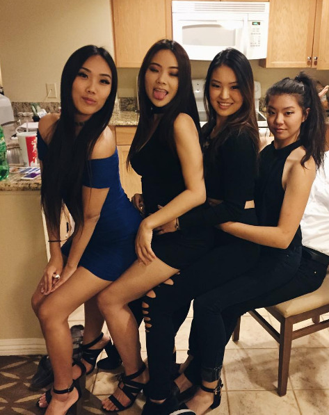 dirtydirtyasiangirls: real-asian-ladies: Choose One hard choice 2 and 1.