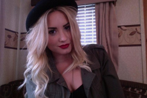 beallright:  demi in 2012