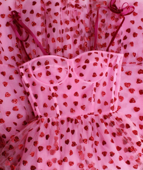 glowdetails:some of lirika matoshi’s pieces are so dreamy and makes you want to wear it on a summer’