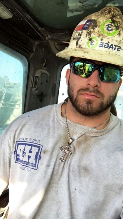 XXX redneckcowboy69:  Love a dirty, sweaty, hard photo