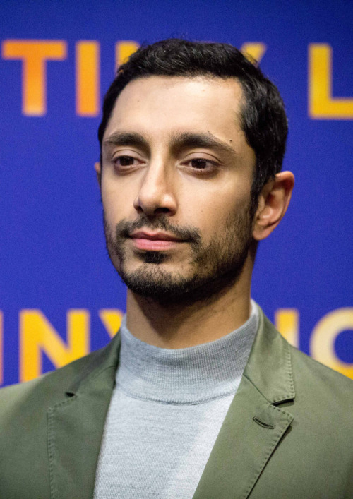 Riz Ahmed attends the photocall of &lsquo;City of Tiny Lights&rsquo; on March 28, 2017 in Lo