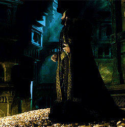 thorinoakeshield:Where sickness thrives, bad things will follow.