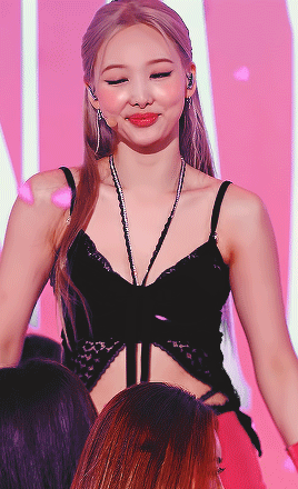 lovcbomb - LOONATIC.