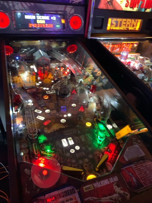 Thursday Night (11/7) I Been To The Biggest Arcade Place And Played A Mix Of Retro, Classics And Modern