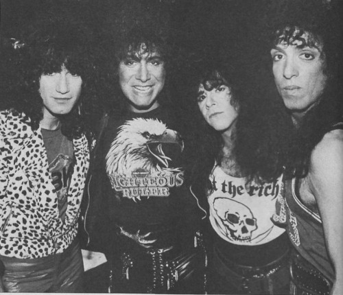 anything-for-my-baby: Kiss in Europe, “Crazy Nights” Tour 1988 (X)