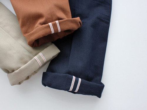 menstyle1:  Men’s Pants  FOLLOW for more pictures. Follow us also on: - Facebook: CLICK HERE - Instagram: CLICK HERE