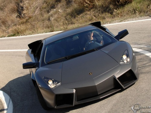 loalas: The Reventón is named for a fighting bull, in line with Lamborghini tradition.
