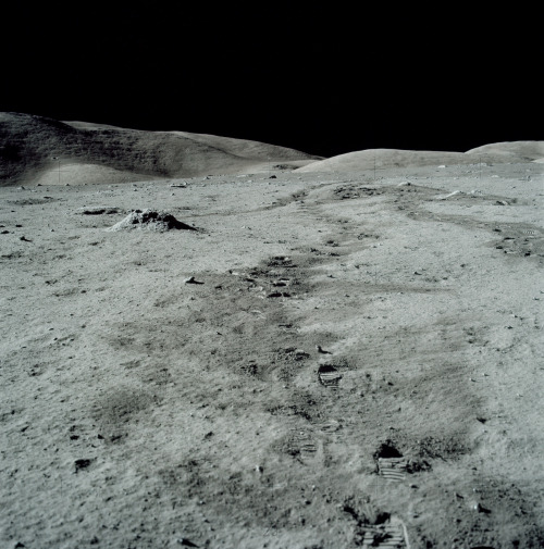gunsandposes-history:Footprints on the Moon. December 12, 1972.