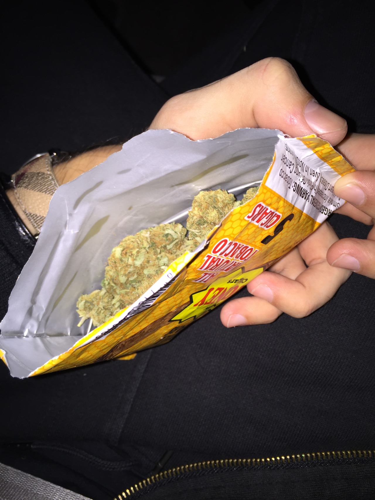purplengabbana:Didnt have a bag