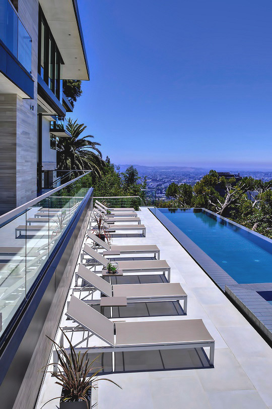 livingpursuit:    $15.9 Million Luxury Home in Los Angeles, California  