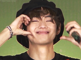 Just Me Taemaknae Just Taehyung Things Boxy Smile