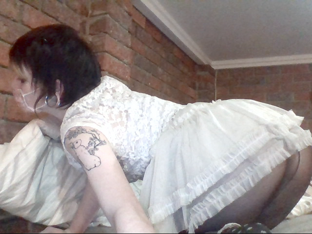 slorg:  slutting it up ♥♀♥  so sleep deprived ive been seeing shapes on the