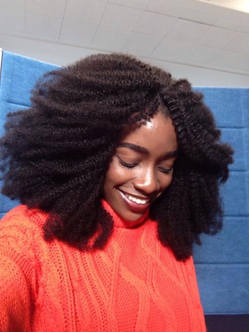 leazzway:When the sun comes in good!Leazz Way - Instagram -  YouTube - Facebook - Twitter - Desourire 