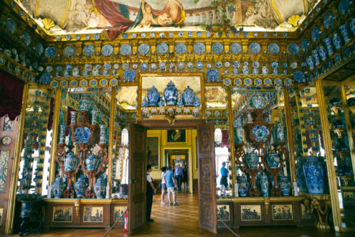 More images of the ‘Porcelain Cabinet’ at the Schloss Charlottenburg in Berlinvia; Anna Theodora Pho