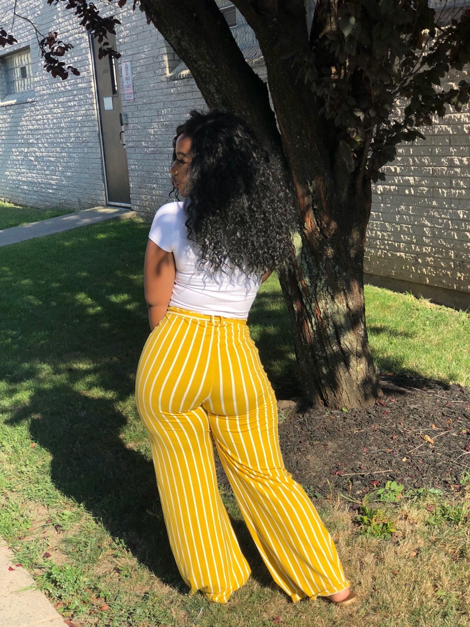 mabinatittyyy: I like them Georgia peaches but you look more like a 🍋 