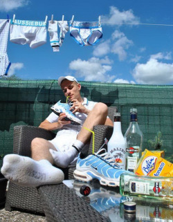 decentsneakerlad:  chillin out with his slaves sneakers