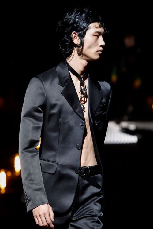 totalmenswear:Prada FW19