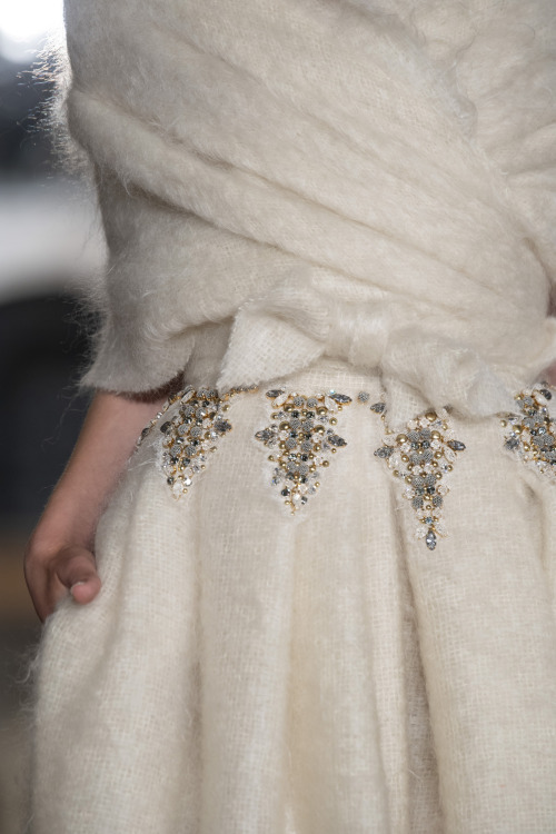 lacetulle:Christophe Josse | Fall/Winter 2019 Couture