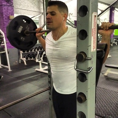 danielwelden: 5am squats with @crivera00 #motivation #fitfam #dedication #dolphinfitness