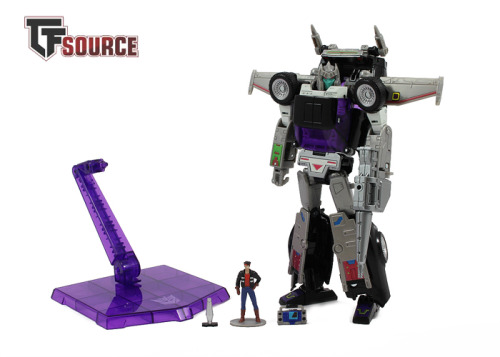 tfsquareone:  NEW SOURCE ARTICLE! Is Masterpiece MP-25L Loudpedal the best Transformers/Diaclone vintage toy homage ever?http://tfsource.com/blog/loudpedal/