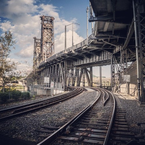 #pdx #portland #oregon #portlandnw #portlandoregon #pdxpipeline #downtownpdx #thepdxvibe #stumptown #traveloregon #travelportland #instapdx #igerspdx #igers_portland #pdxigers #iloveoregon #iloveportland #streetphotography #justgoshoot #2014