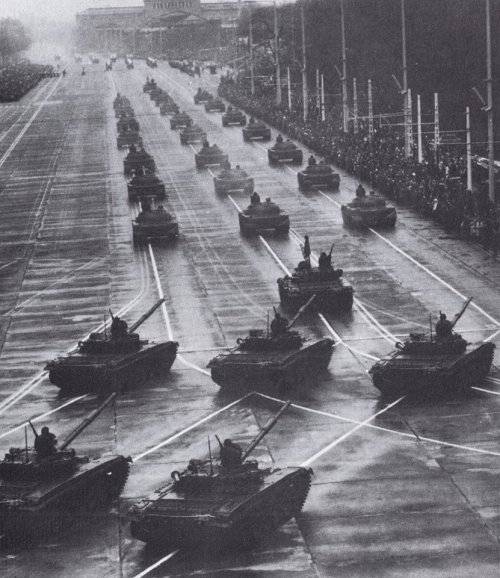 partisan1943:Column of T-72 tanks of the Hungarian People`s Army on a military parade.