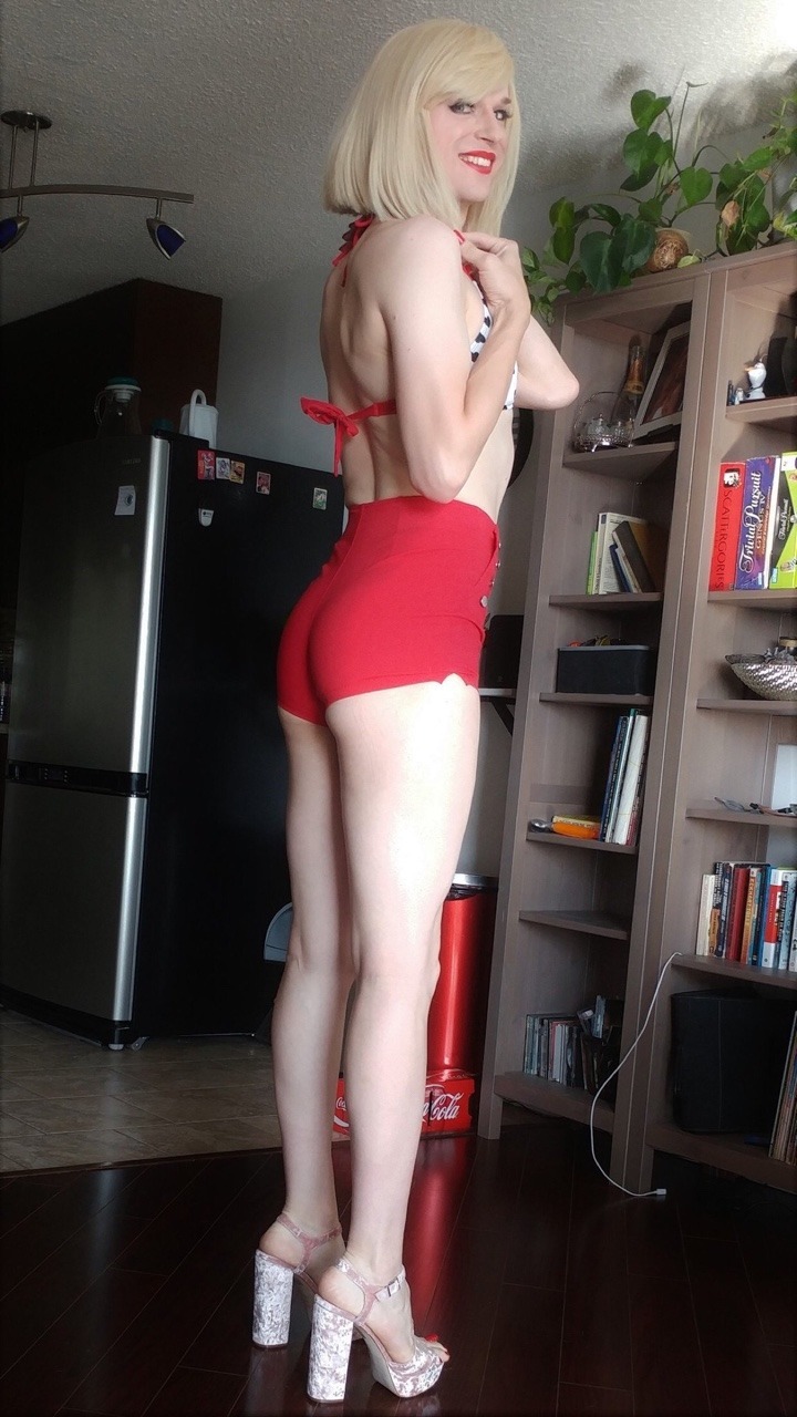 omgbobby46: Mila Swift http://omgbobby46.tumblr.com, If you like reblog, if you like
