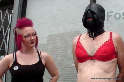 People stop to stare while  torments a slave on Folsom Street &hellip;http://www.aliceinbondageland.com