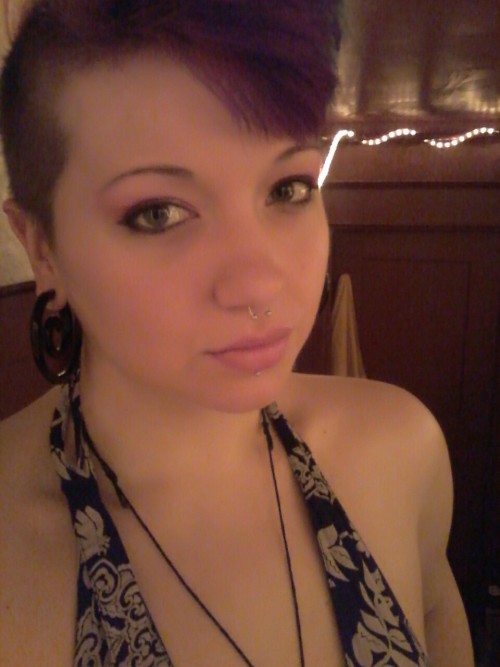 acidkittiegoddess:  Nya septum septum septum yay 