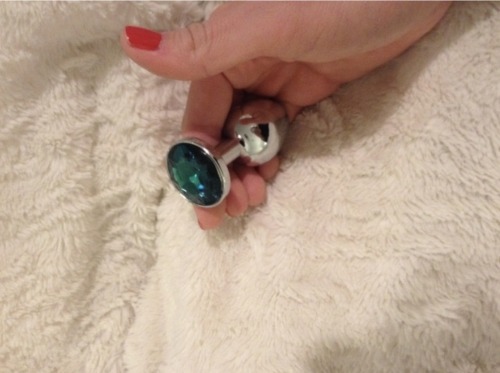 heledore:Lil baby. 