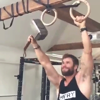 silver-tongues-blog:  adurot:  sizvideos:  Chris Hemsworth has a bone to pick with