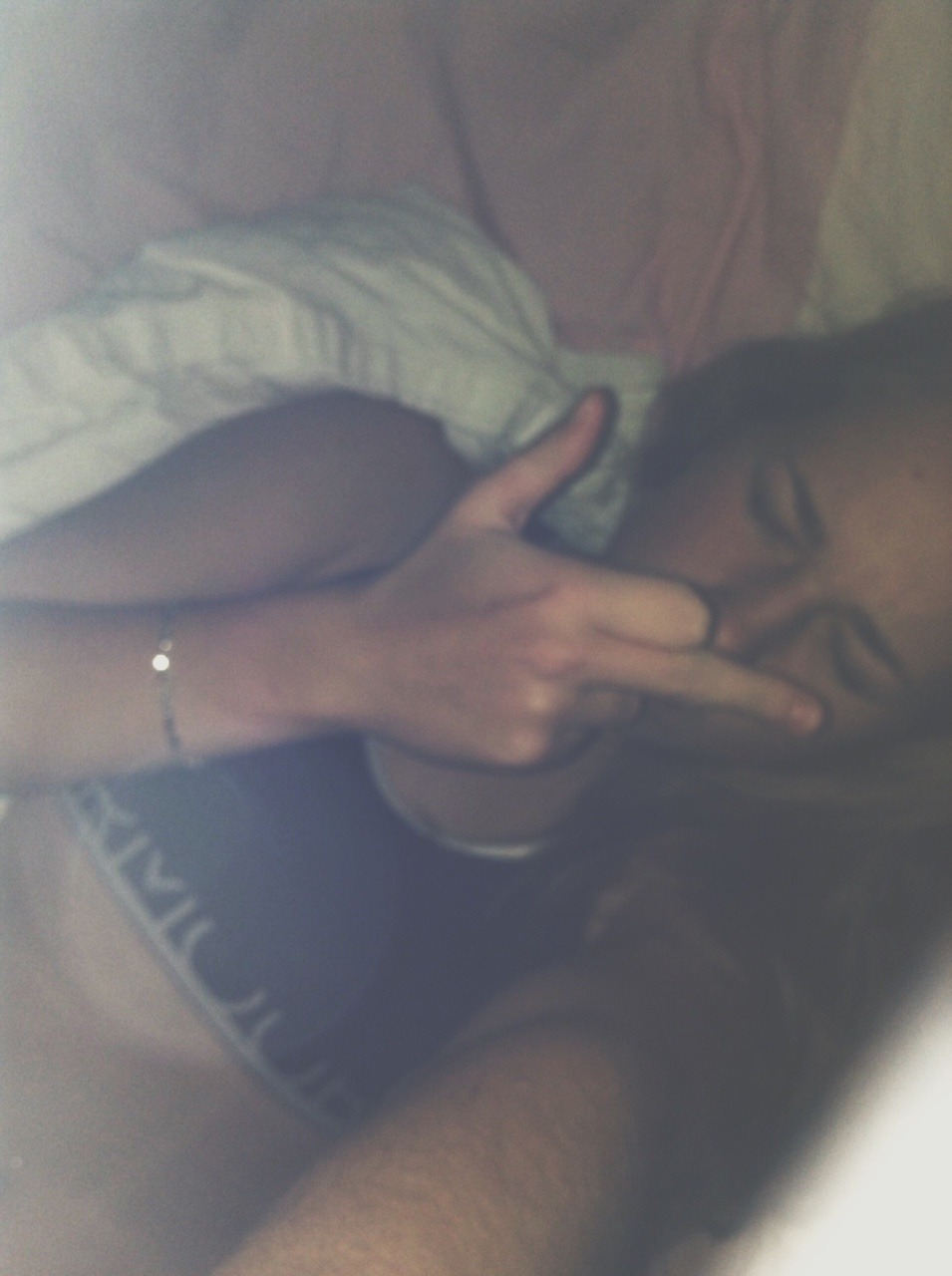 m0lac:  gooooooood night mofos