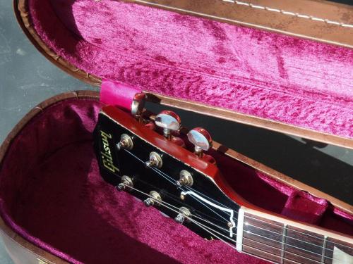 ...........GUITAR:LUST............
