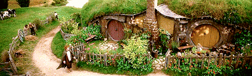 swayer-of-dale:MIDDLE-EARTH + Scenery [PartXIV]THE HOBBIT/THE LORD OF THE RINGSRandom Gif Edit- 61/?