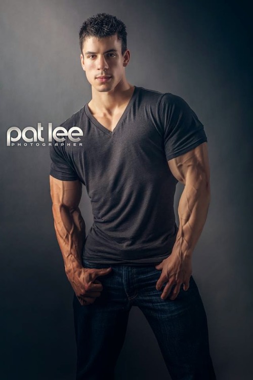  I love a man who’s just as sexy in his t-shirt as out of it. John Hirka creates such a dilemma. 