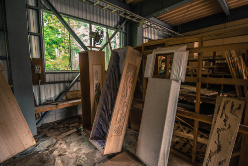 Abandoned Coffin Factory棄てられた棺桶工場,日本