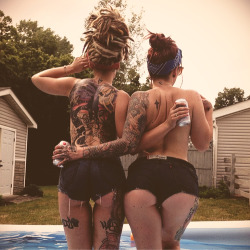 suicidegirls:  Frolic & Damsel = Heart