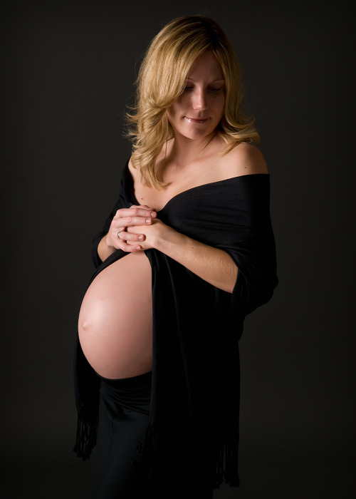 XXX  Follow for more preggo pictures  Little photo