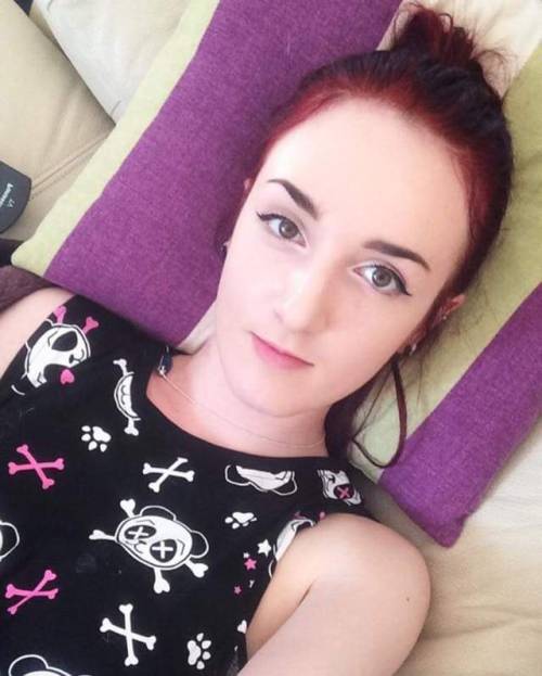 horndog1983:So this slut wants to post some hot nudes, but wants to gauge the interest for her first