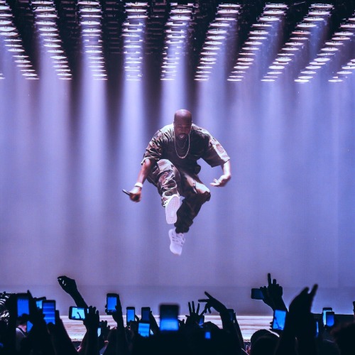 yeezy yeezy yeezy just jumped over jumpman