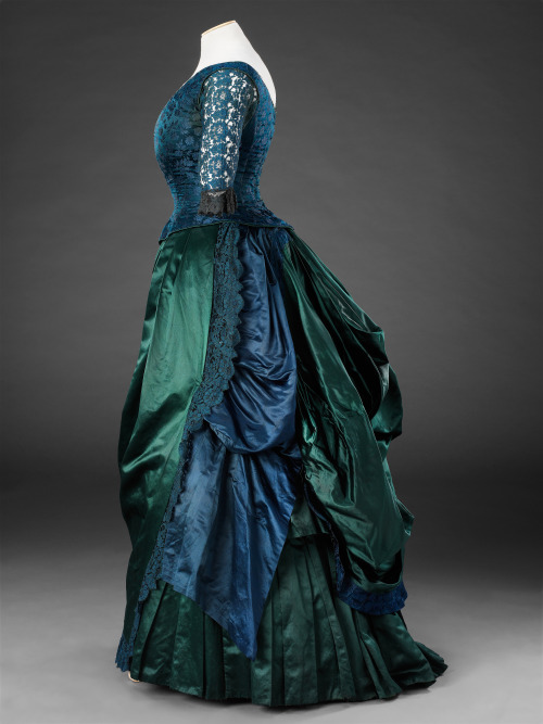 fripperiesandfobs:Evening dress, mid-1880′sFrom the John Bright Historic Costume Collection