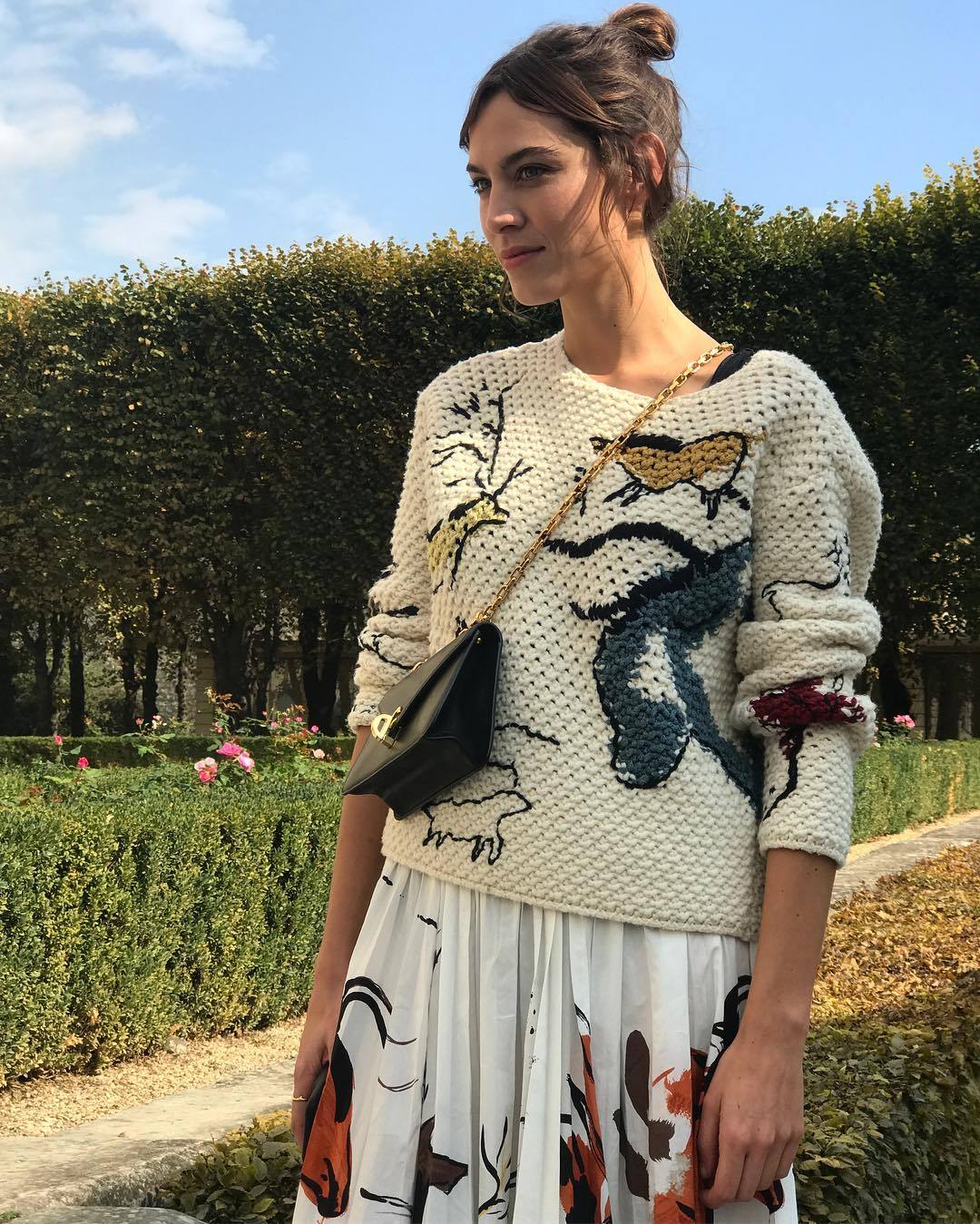 Alexa Chung enjoying Dior’s garden before the... - Alexa Chung