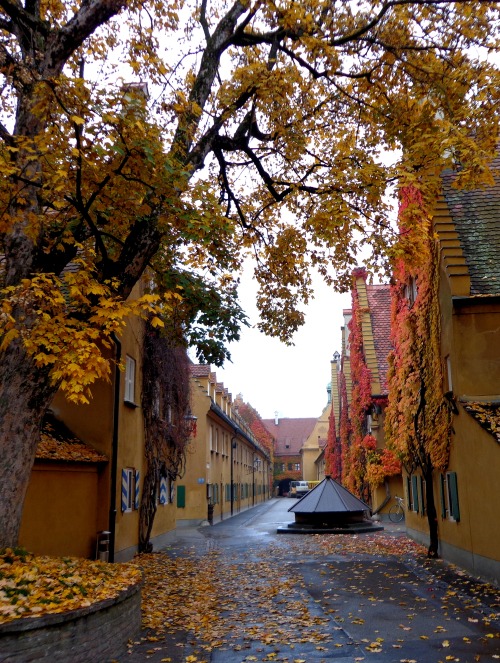 cityhopper2:Augsburg 2015, Bayern, Germany    ‘Fuggerei’photography by cityhopper2