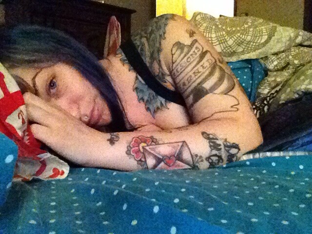 shutupgrayce:  How bad is my self image today? Real bad. Stupid brain.  beauty &lt;3