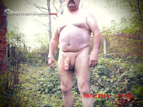 ohhhmydad:  hot daddies on cam exposed for you visit here http://ift.tt/1Qma14l 