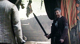 maurawrites:Charlie Hunnam as as Arthur in ‘King Arthur: Legend of the Sword ’ (2017)